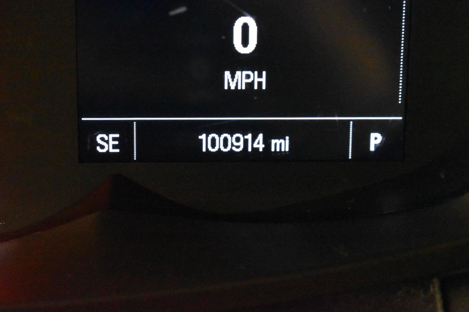 Used 2020 Chevrolet Trax LT w/ Sun & Sound Package image 20