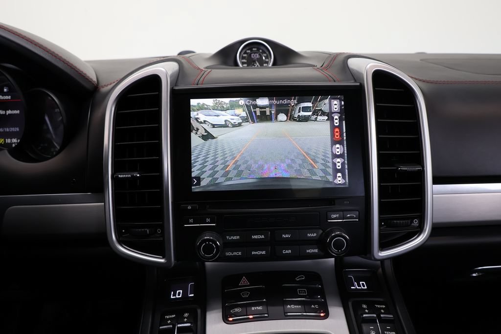 Used 2017 Porsche Cayenne GTS AWD/4WD image 33