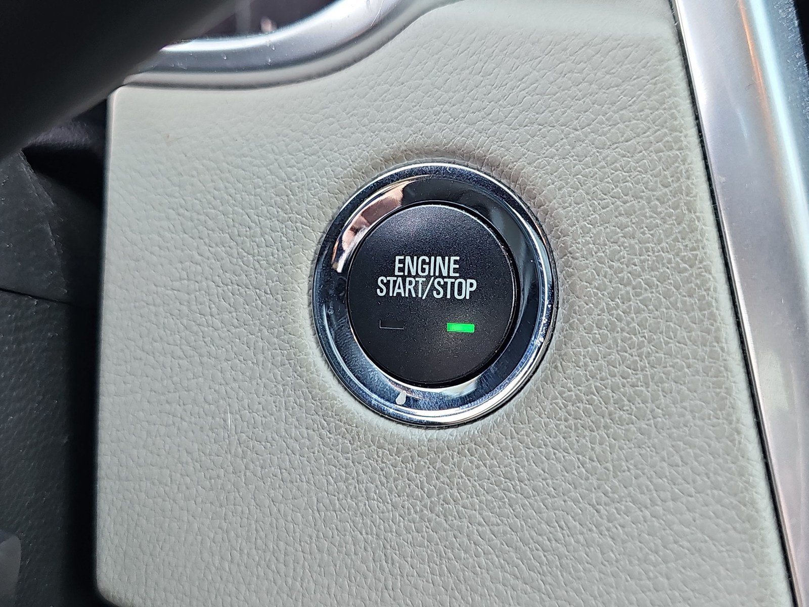 Used 2016 Cadillac SRX Performance w/ Driver Awareness Package FWD image 28