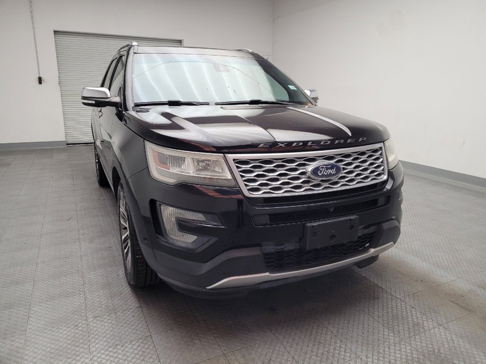 Used 2016 Ford Explorer Platinum image 14