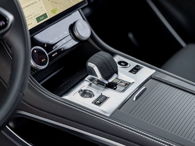 New 2026 Jaguar F-PACE R-Dynamic S AWD/4WD image 19
