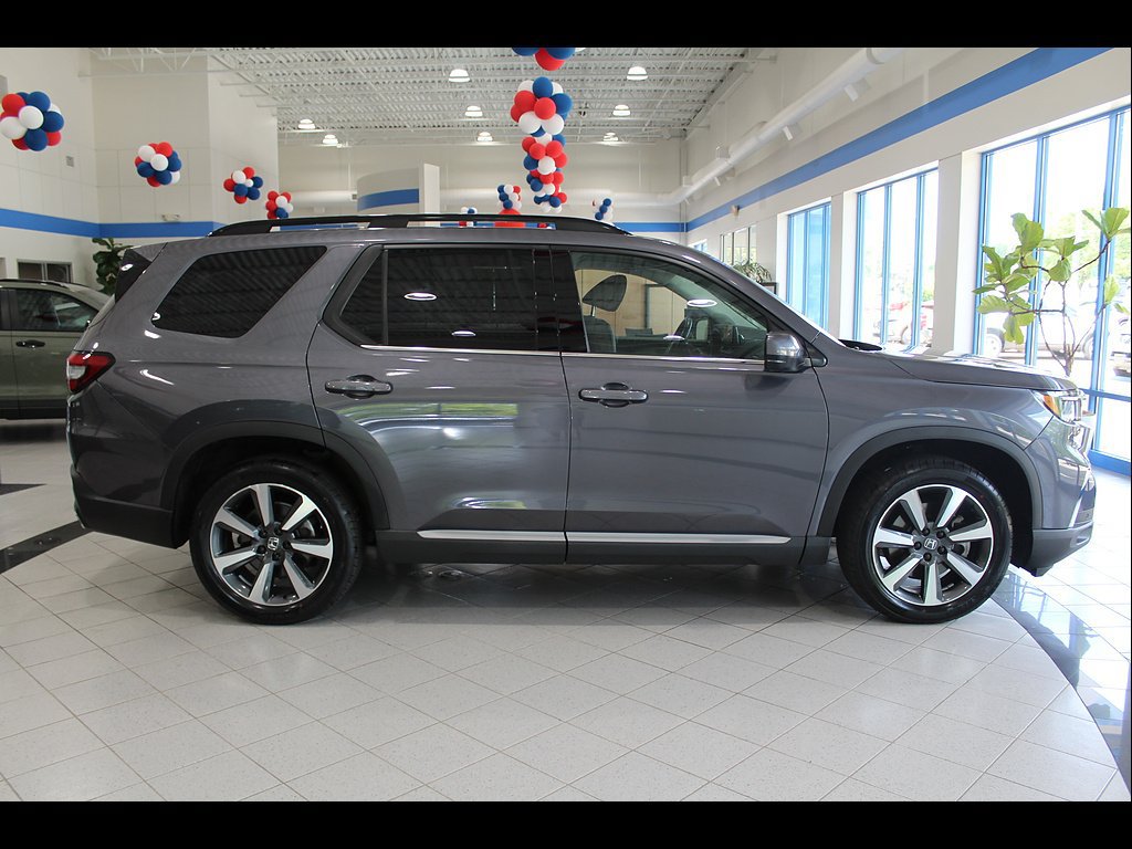 Certified 2023 Honda Pilot Elite image 4