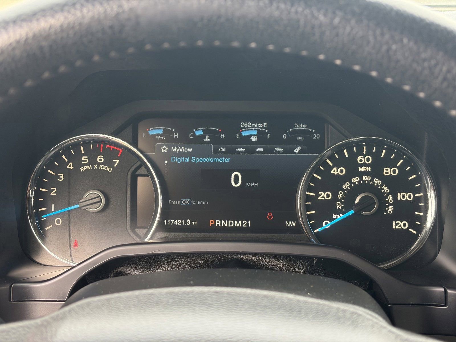 Used 2015 Ford F150 Lariat w/ Equipment Group 501A Mid AWD/4WD image 31