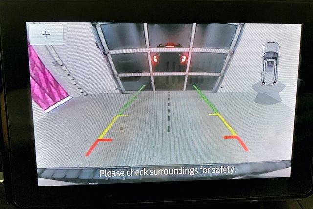 Used 2022 Ford Explorer XLT w/ XLT Sport Appearance Package image 14