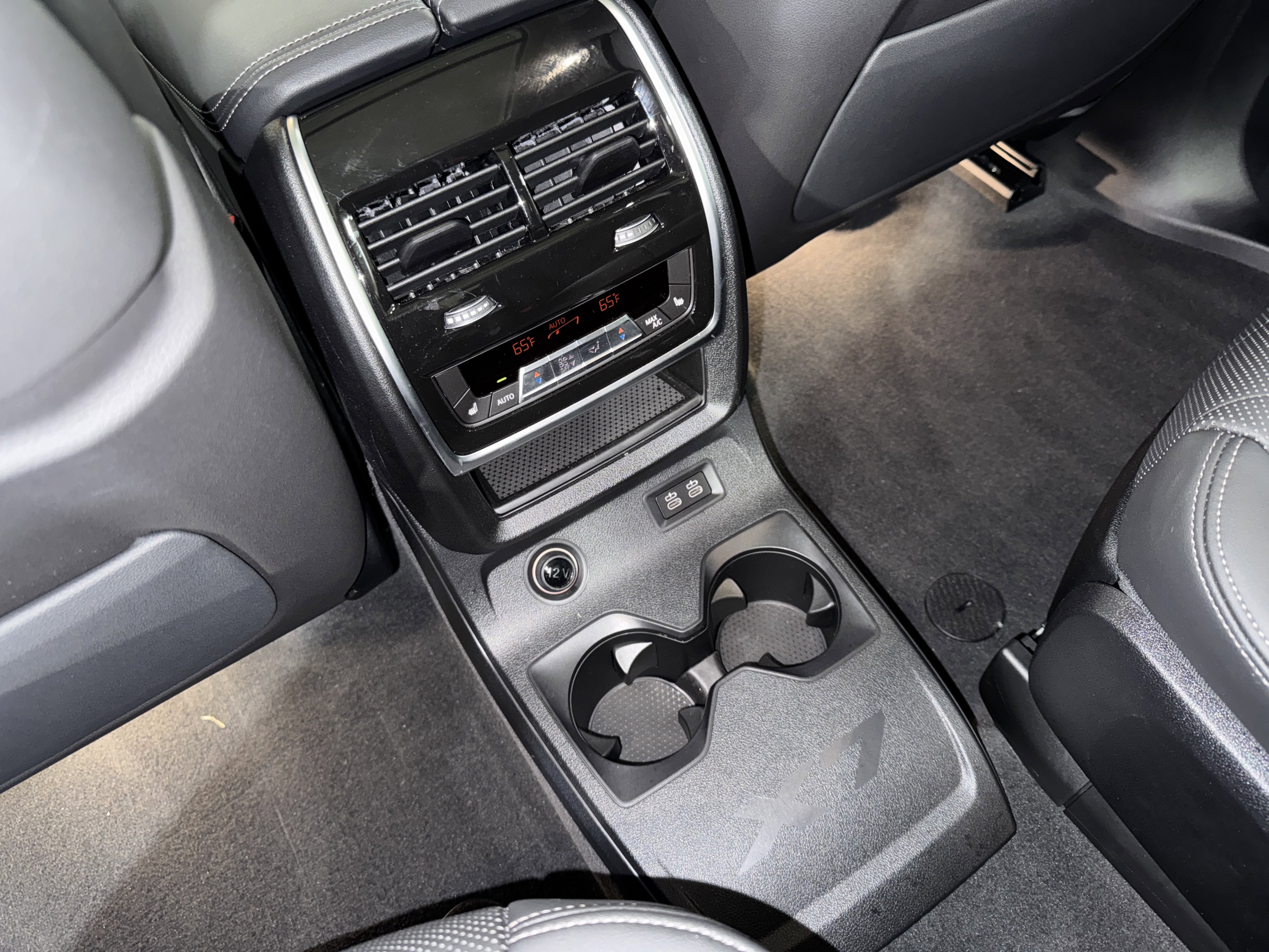 Certified 2025 BMW X7 xDrive40i image 17