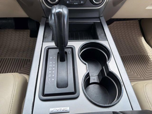 Used 2017 Ford Expedition XLT w/ Equipment Group 202A RWD image 29