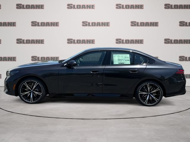 New 2027 BMW 550e xDrive AWD/4WD image 2
