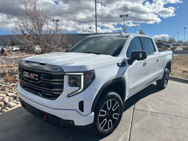 Used 2023 GMC Sierra 1500 AT4 w/ Technology Package image 3
