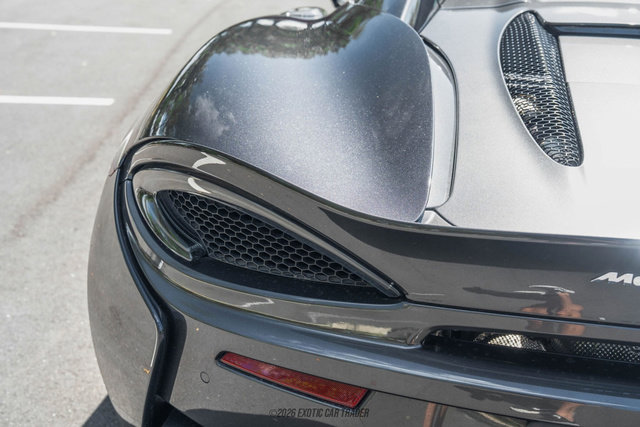 Used 2018 McLaren 570S Spider RWD image 54