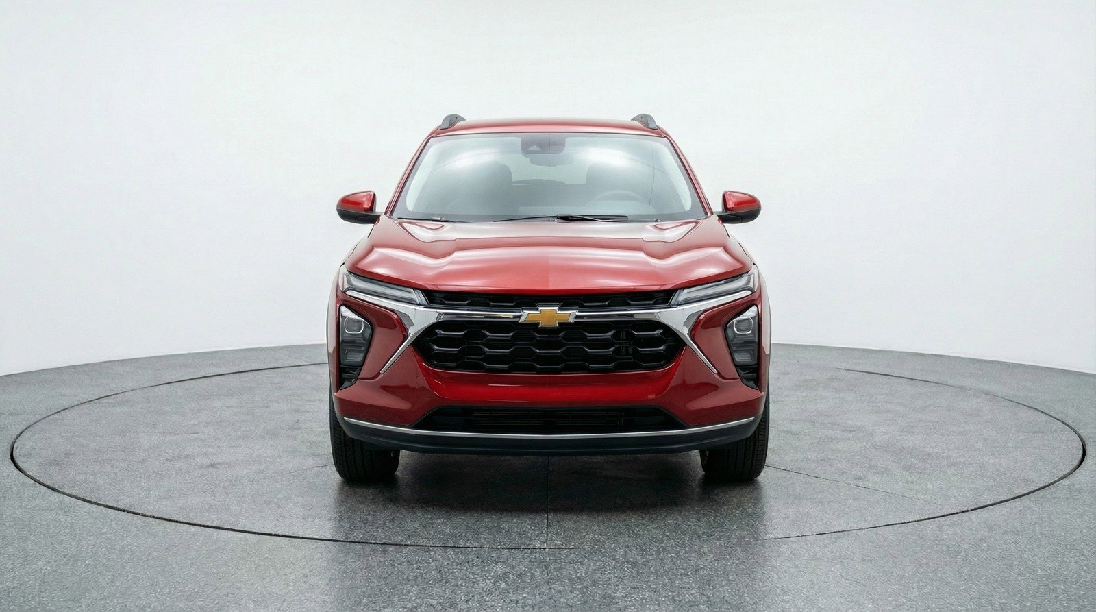 Used 2025 Chevrolet Trax LT image 2