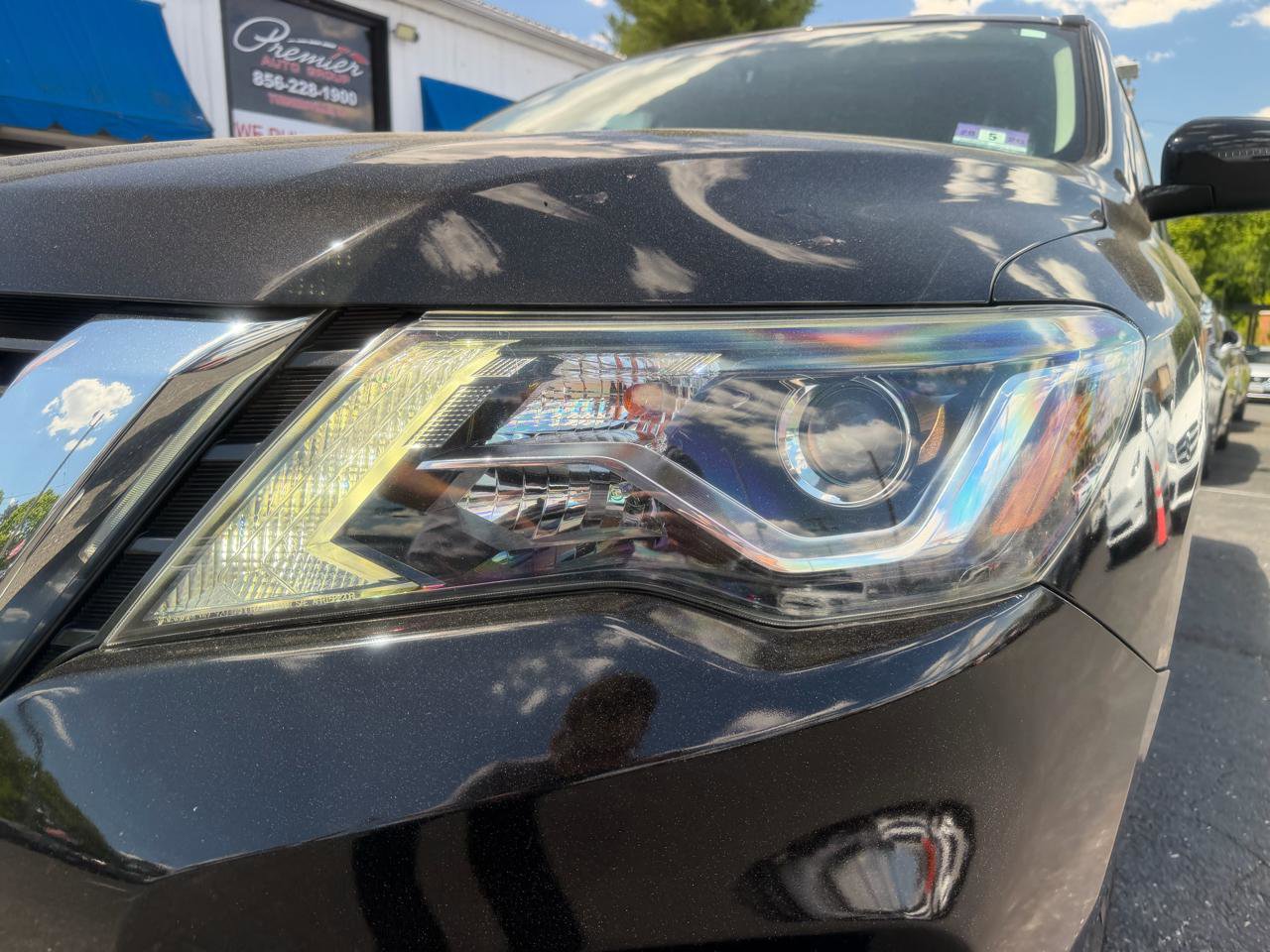 Used 2019 Nissan Pathfinder S AWD/4WD image 26