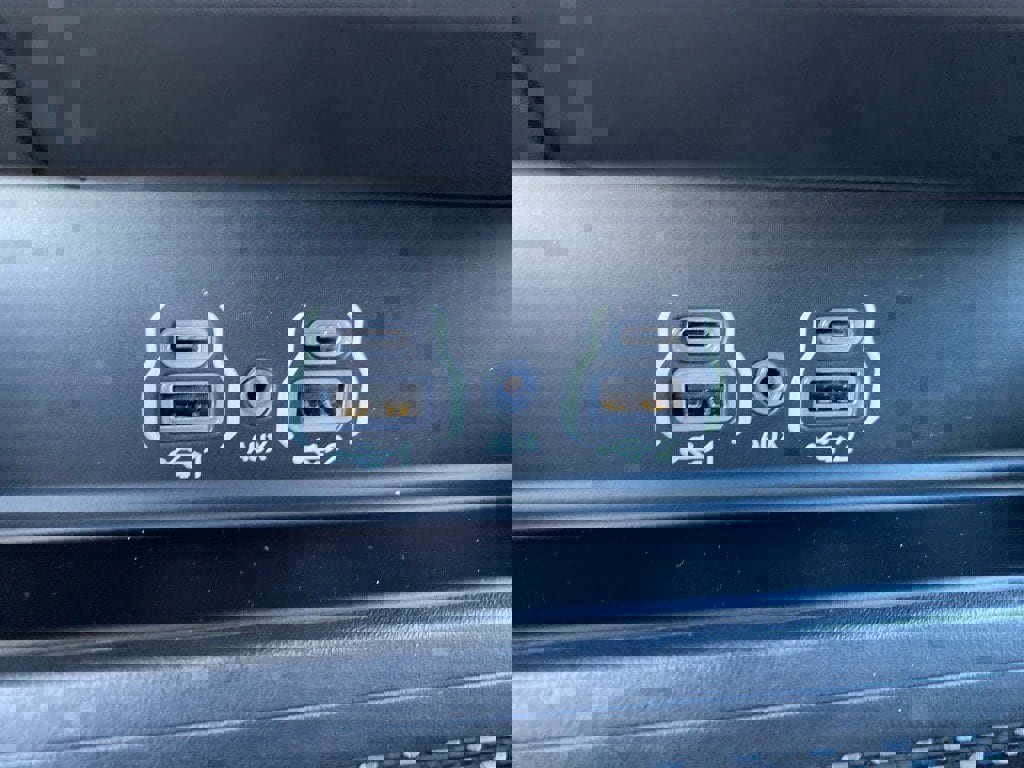 Used 2025 RAM 2500 Big Horn image 13