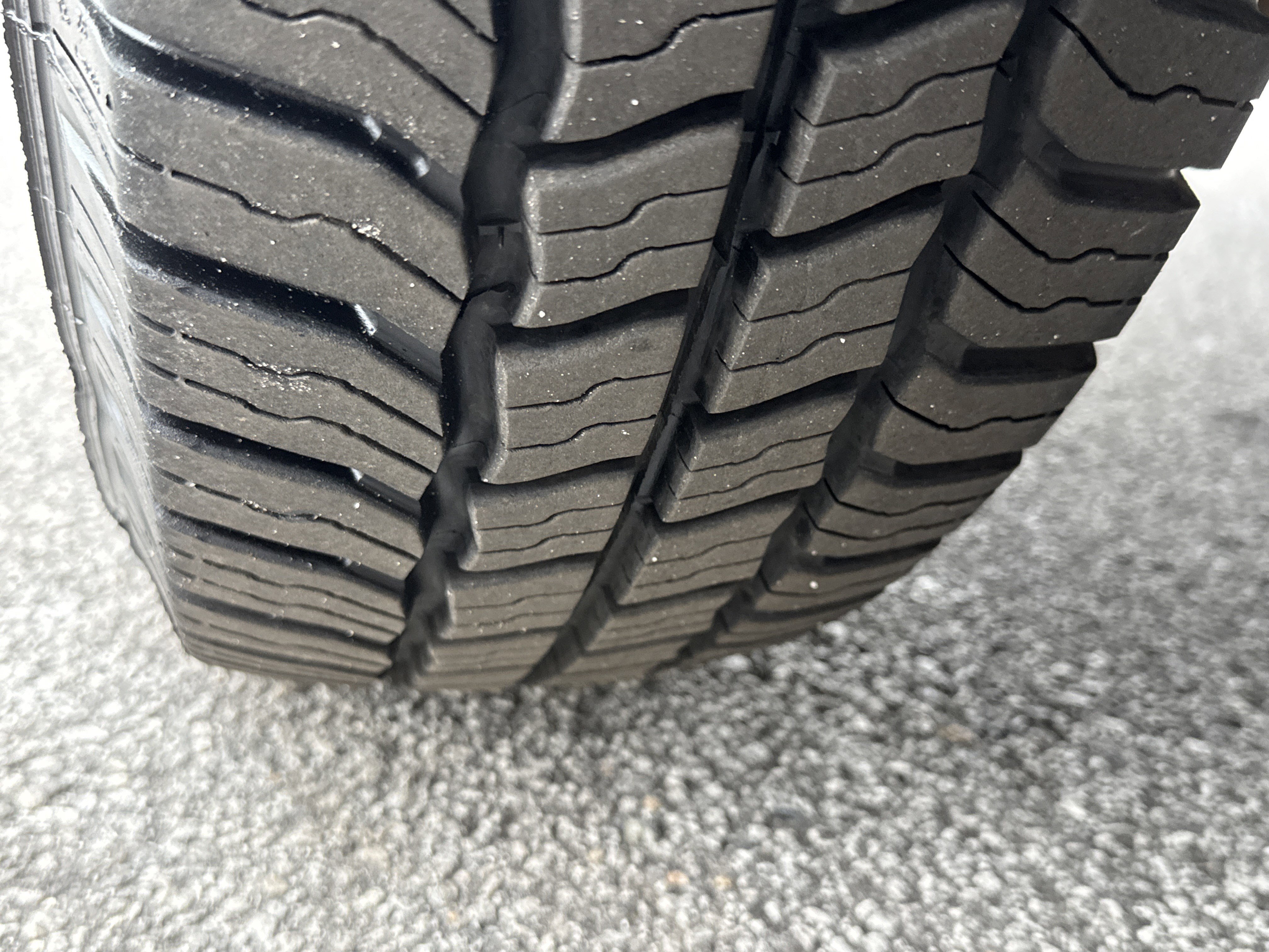 Used 2023 GMC Sierra 3500 Denali w/ Denali Ultimate Package image 12