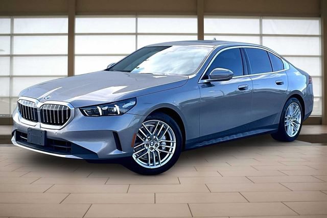 Used 2024 BMW 530i xDrive w/ Premium Package AWD/4WD image 1