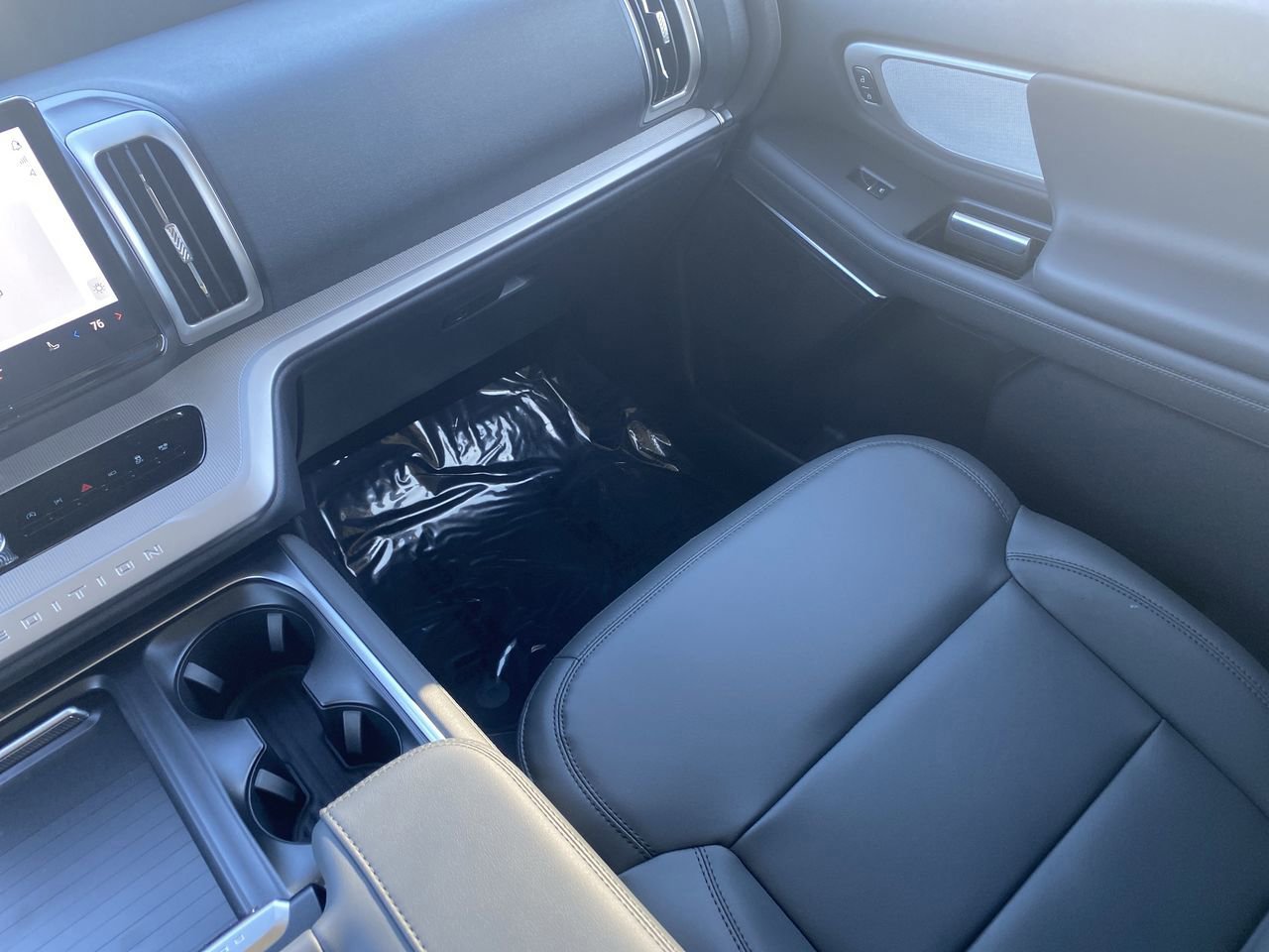 New 2026 Ford Expedition Active image 16