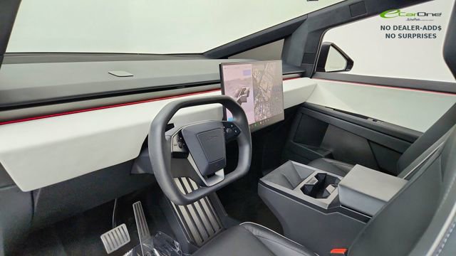 Used 2024 Tesla Cybertruck AWD Crew Cab image 16