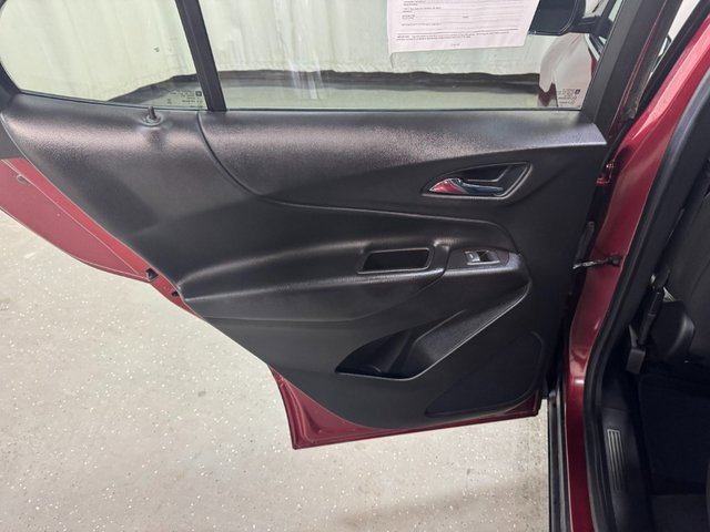 Used 2020 Chevrolet Equinox LT image 28