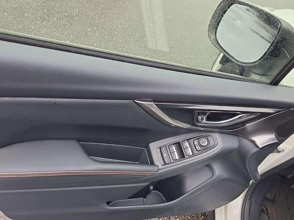 Used 2019 Subaru Crosstrek 2.0i Limited w/ Popular Package #2 image 3