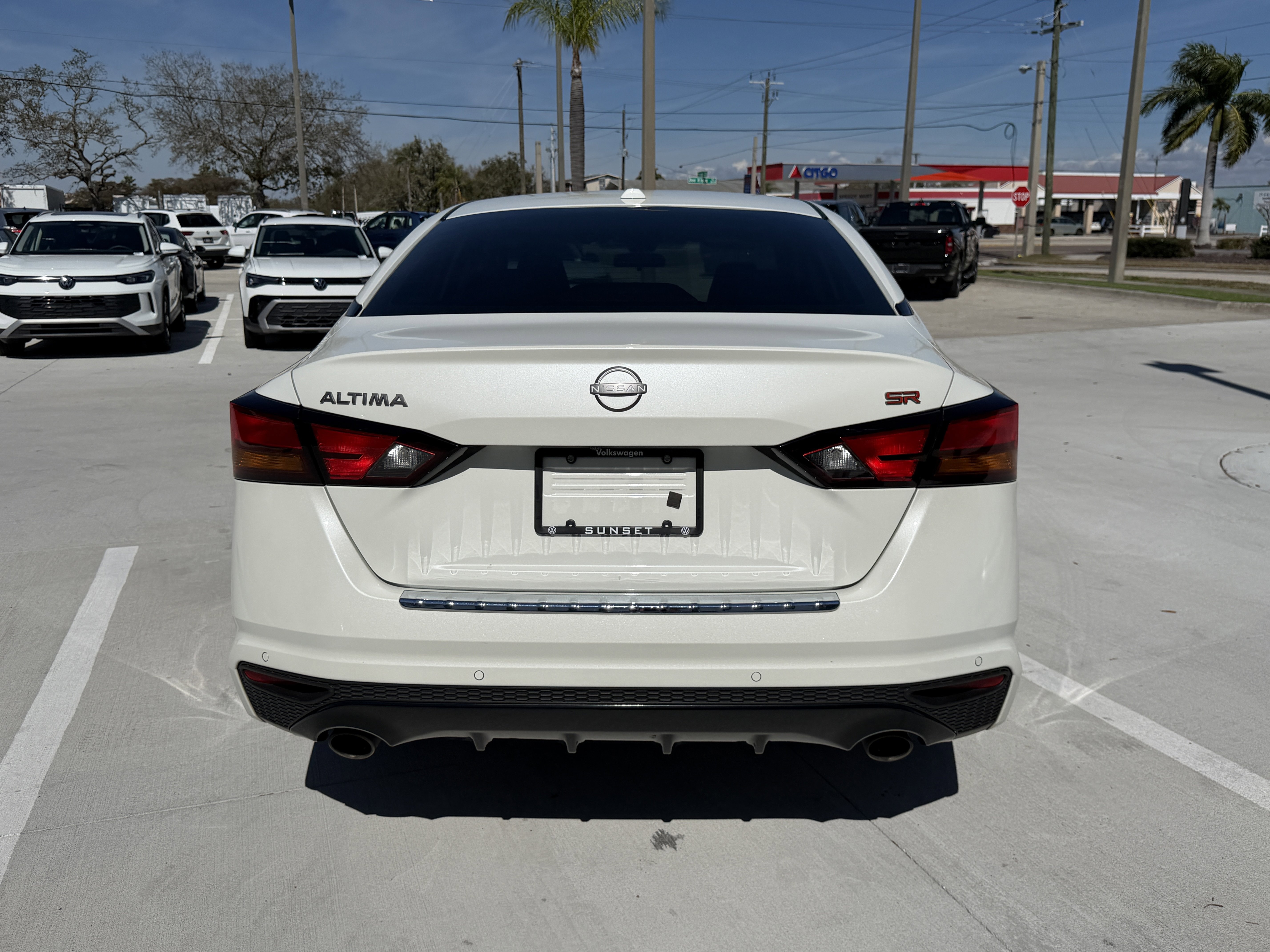 Used 2023 Nissan Altima 2.5 SR image 4