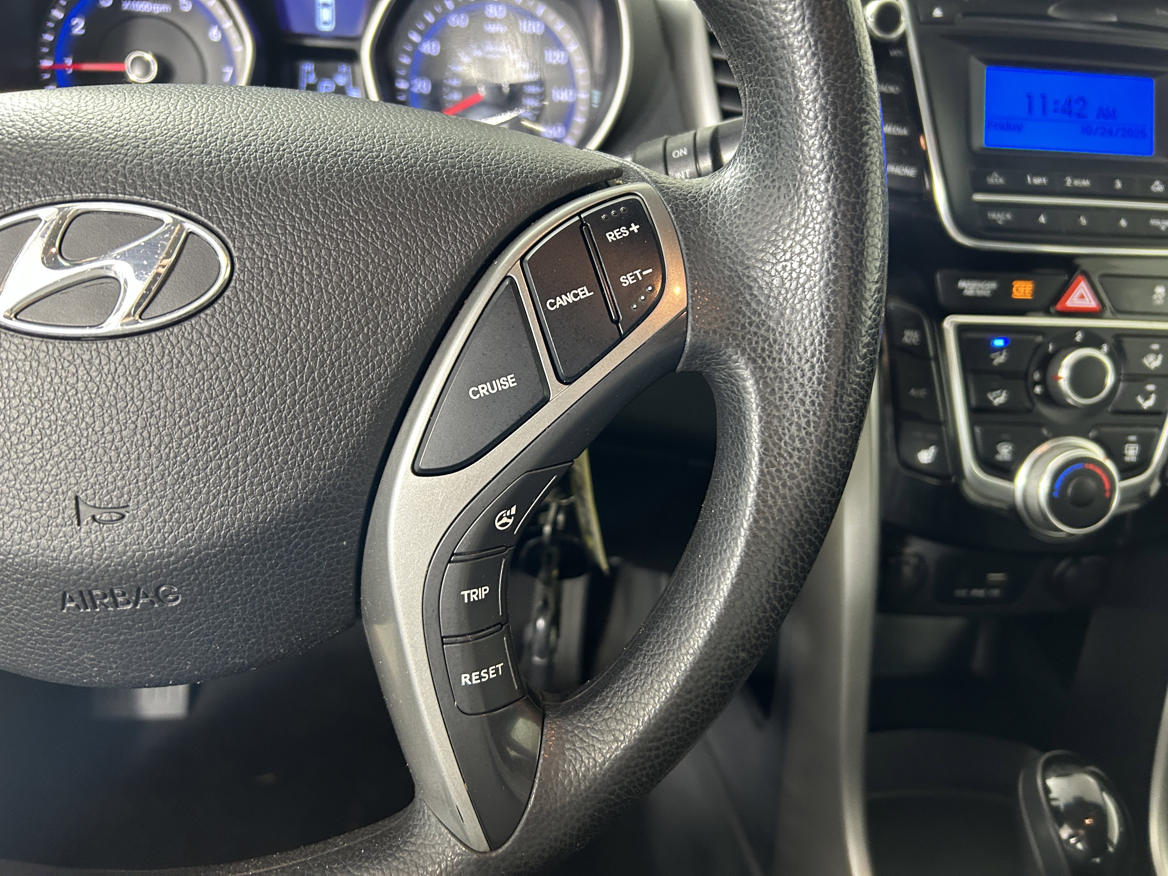 Used 2016 Hyundai Elantra GT image 15