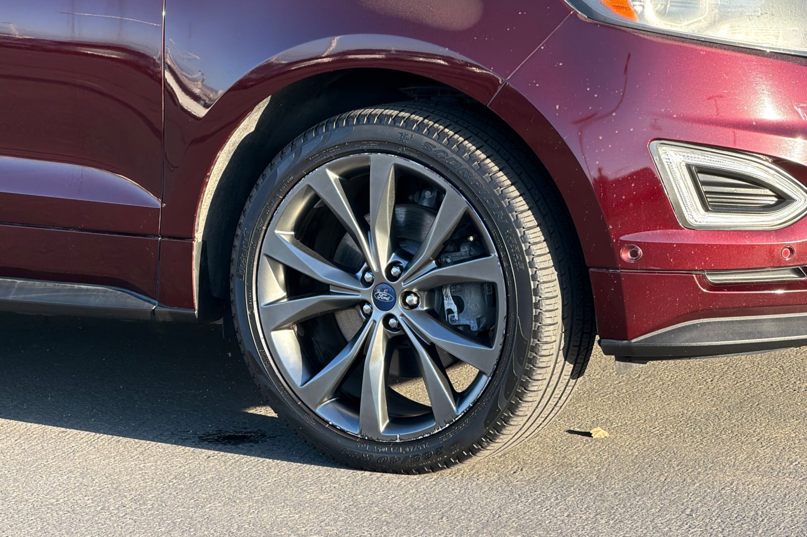 Used 2018 Ford Edge Sport w/ Equipment Group 401A AWD/4WD image 32