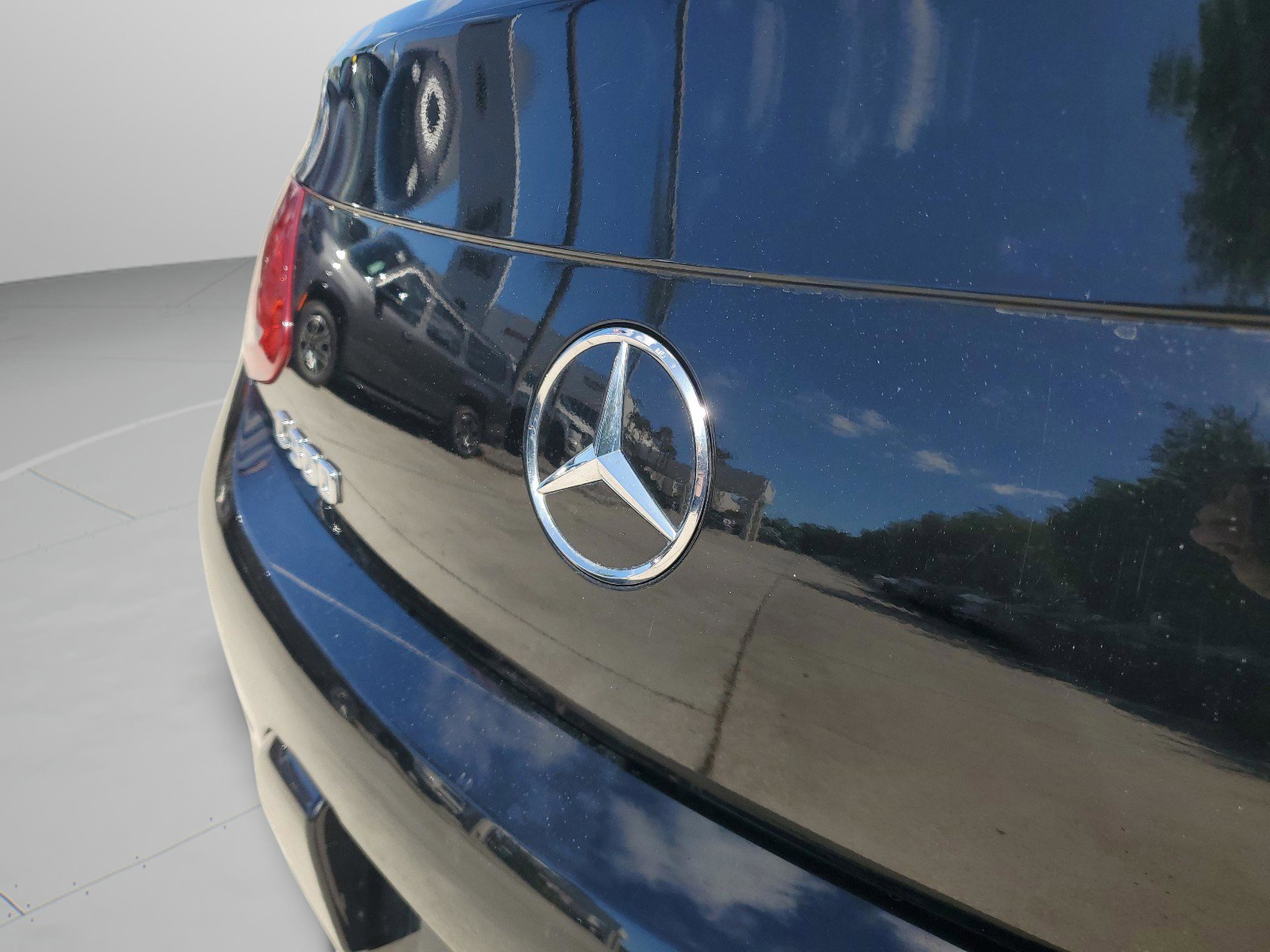 Used 2018 Mercedes-Benz C 300 Cabriolet image 29