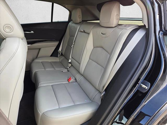 Used 2023 Cadillac XT4 Premium Luxury image 19