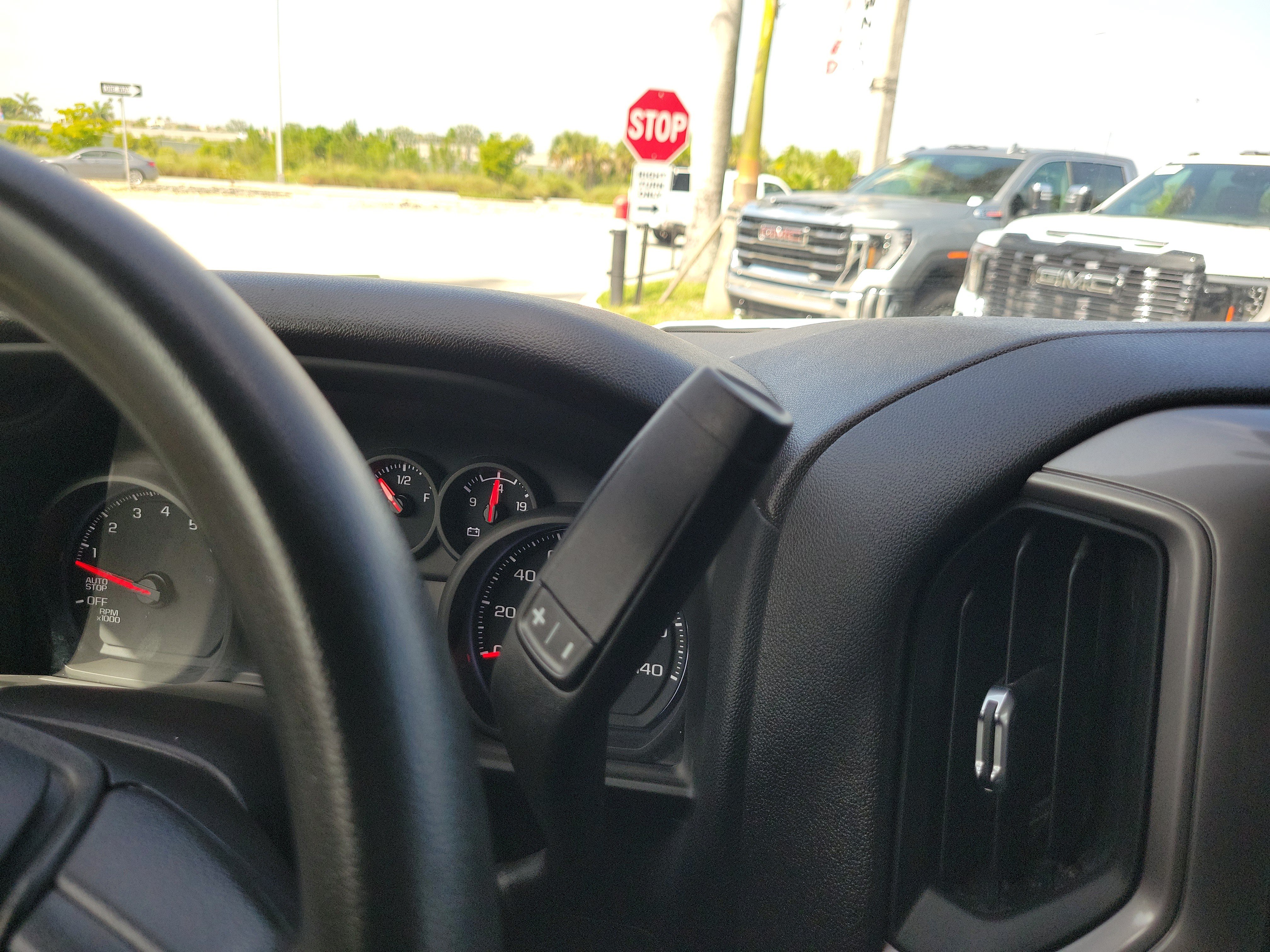 Used 2022 GMC Sierra 1500 Pro w/ Pro Value Package AWD/4WD image 19