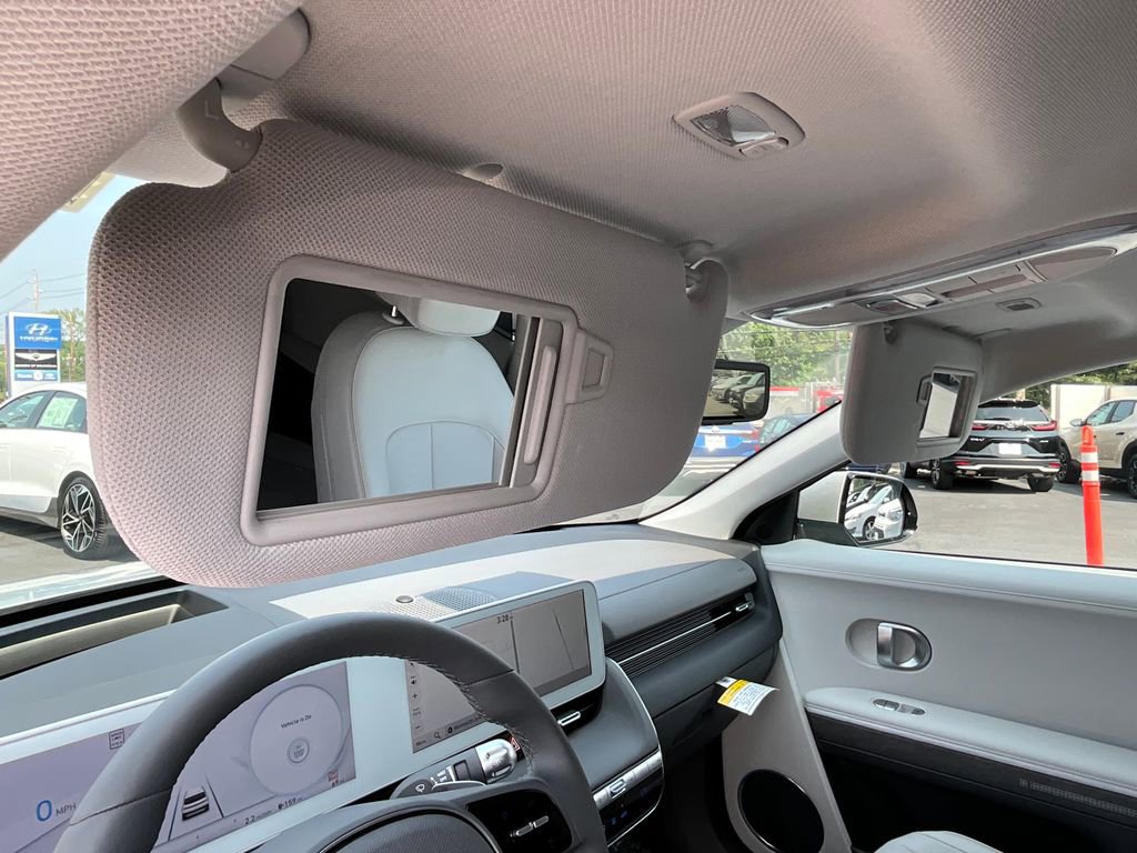 Used 2024 Hyundai Ioniq 5 Limited image 46