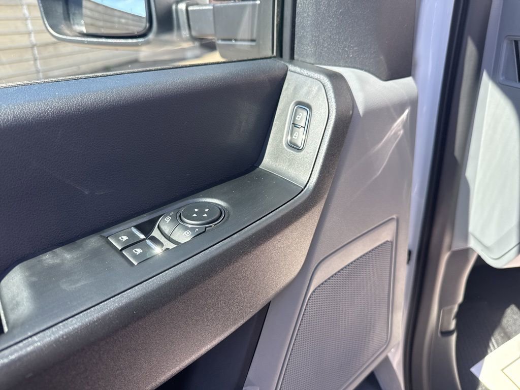 New 2026 Ford F450 XL w/ XL Chrome Package image 5