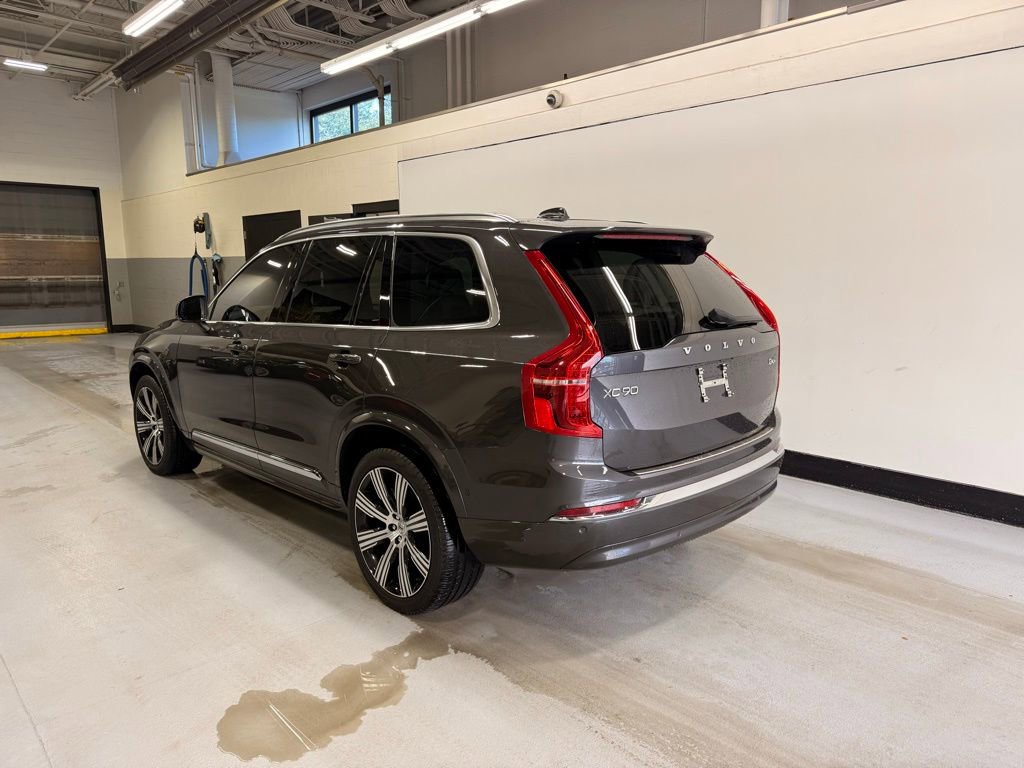 Used 2024 Volvo XC90 B6 Plus w/ Protection Package Premier image 3