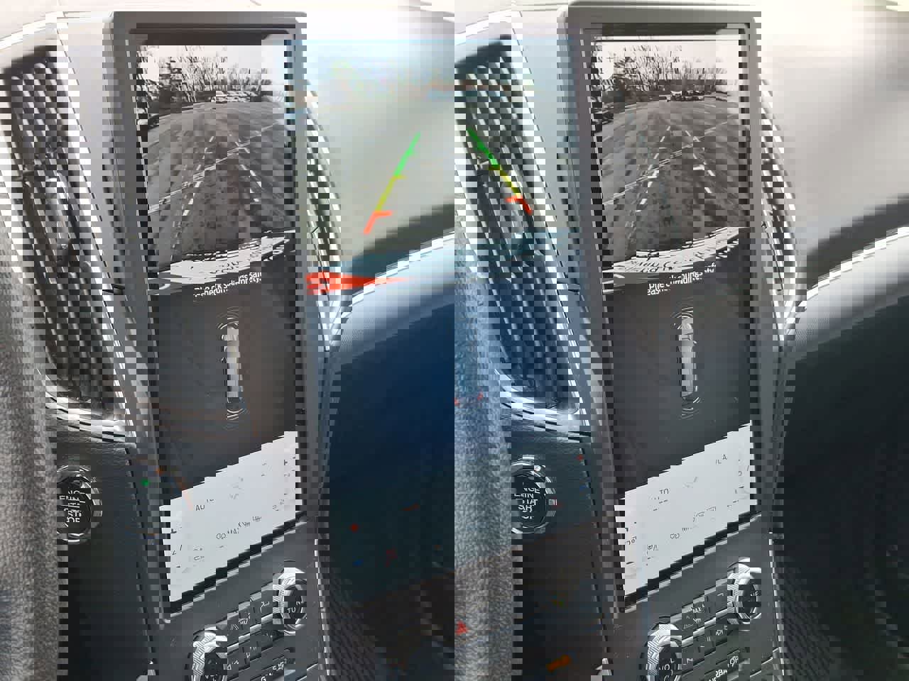 Used 2021 Ford Edge Titanium image 21