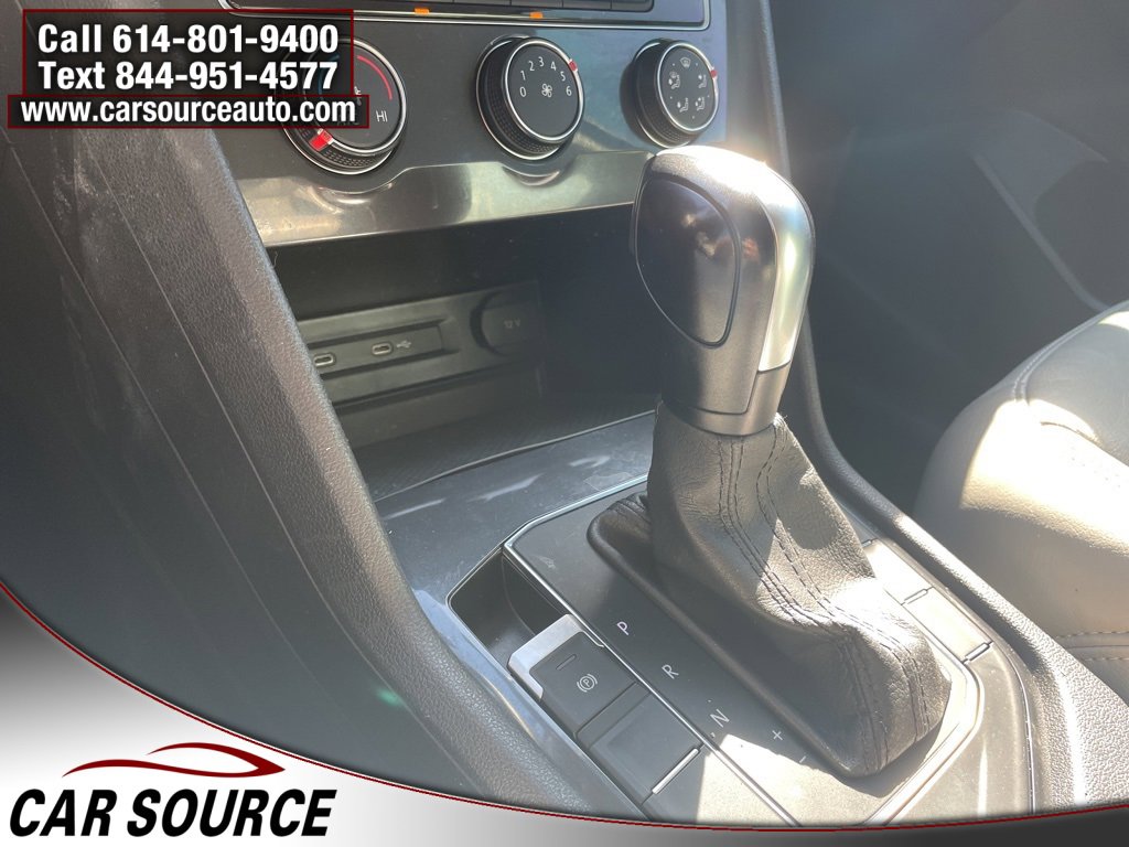 Used 2020 Volkswagen Tiguan S image 19