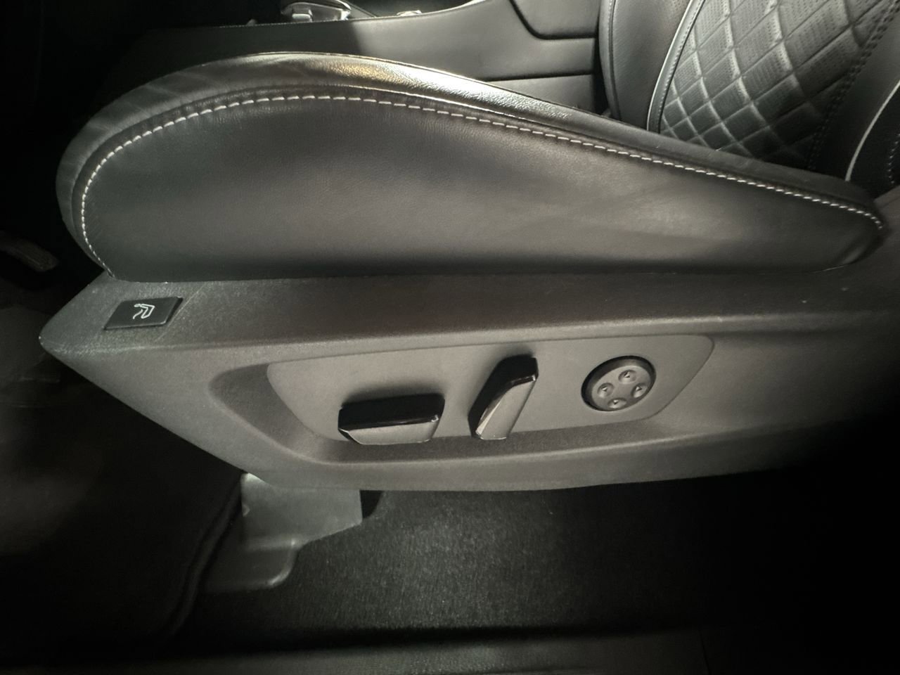 Certified 2024 INFINITI QX60 Autograph w/ Cargo Package image 18