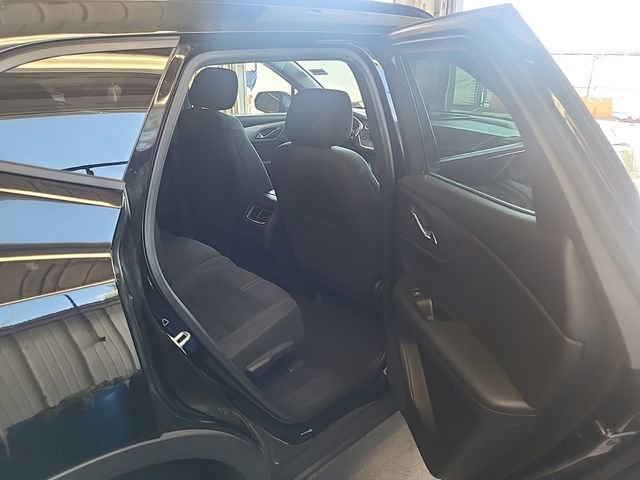 Used 2020 Chevrolet Blazer LT FWD image 12