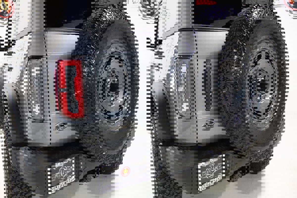 Used 2024 Ford Bronco Everglades image 82