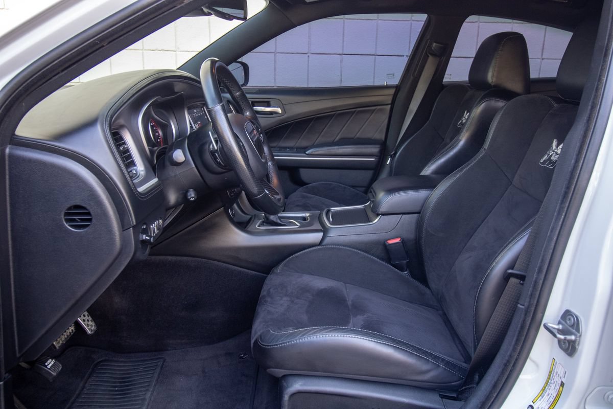 Used 2019 Dodge Charger Scat Pack w/ Technology Group RWD image 16