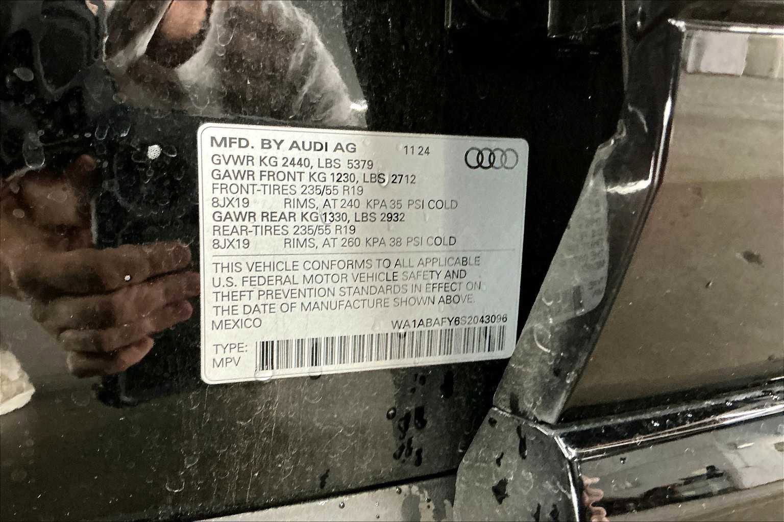 Used 2025 Audi Q5 2.0T Premium image 36