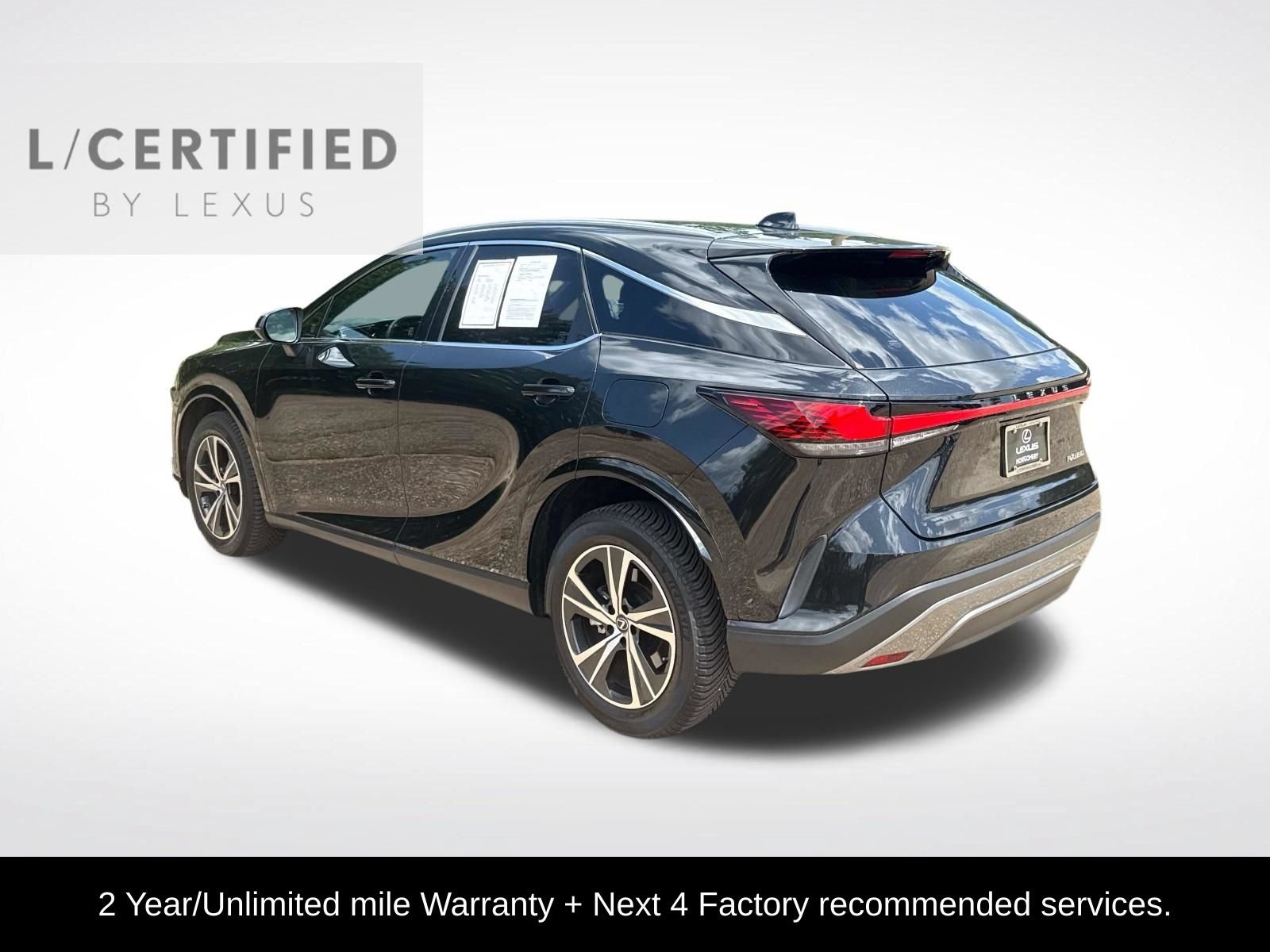 Used 2023 Lexus RX 350 Premium w/ Cold Area Package FWD image 6