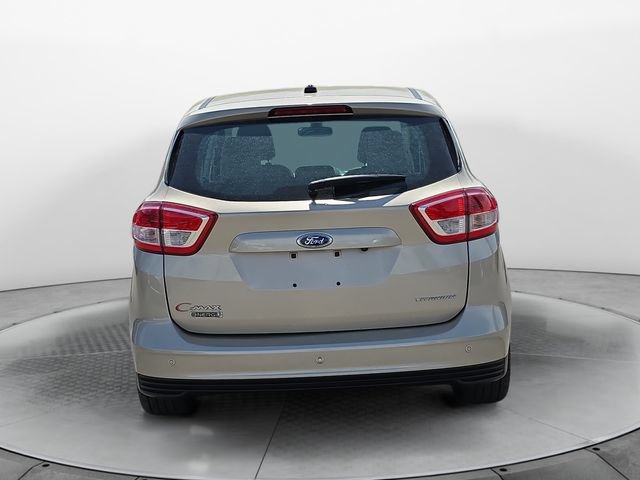 Used 2017 Ford C-MAX Energi Titanium FWD image 4