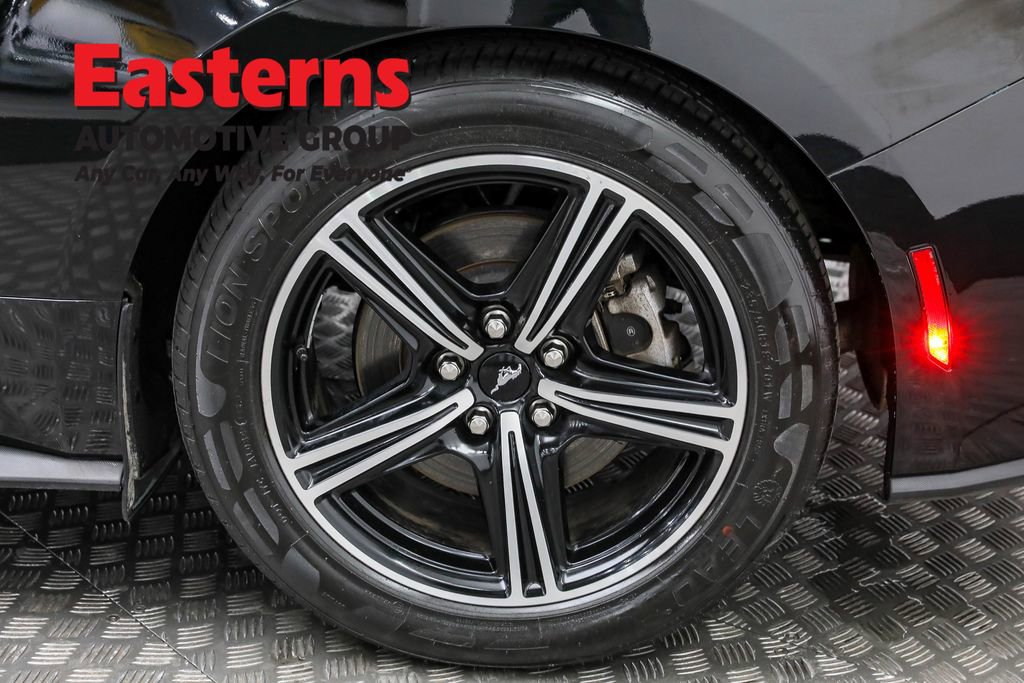 Used 2024 Ford Mustang Premium image 31