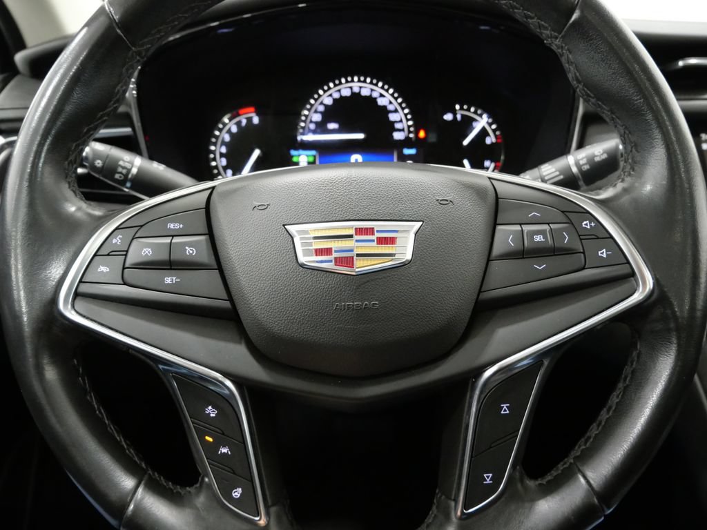 Used 2019 Cadillac XT5 Premium Luxury FWD image 17