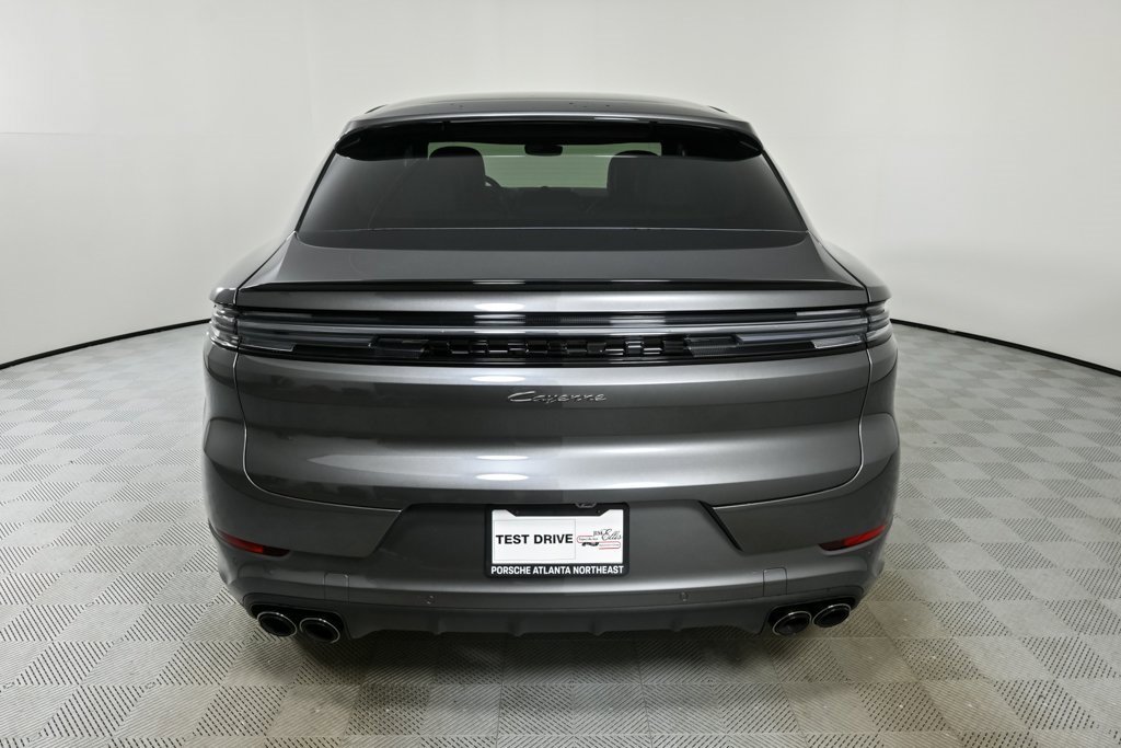 New 2025 Porsche Cayenne Coupe image 30
