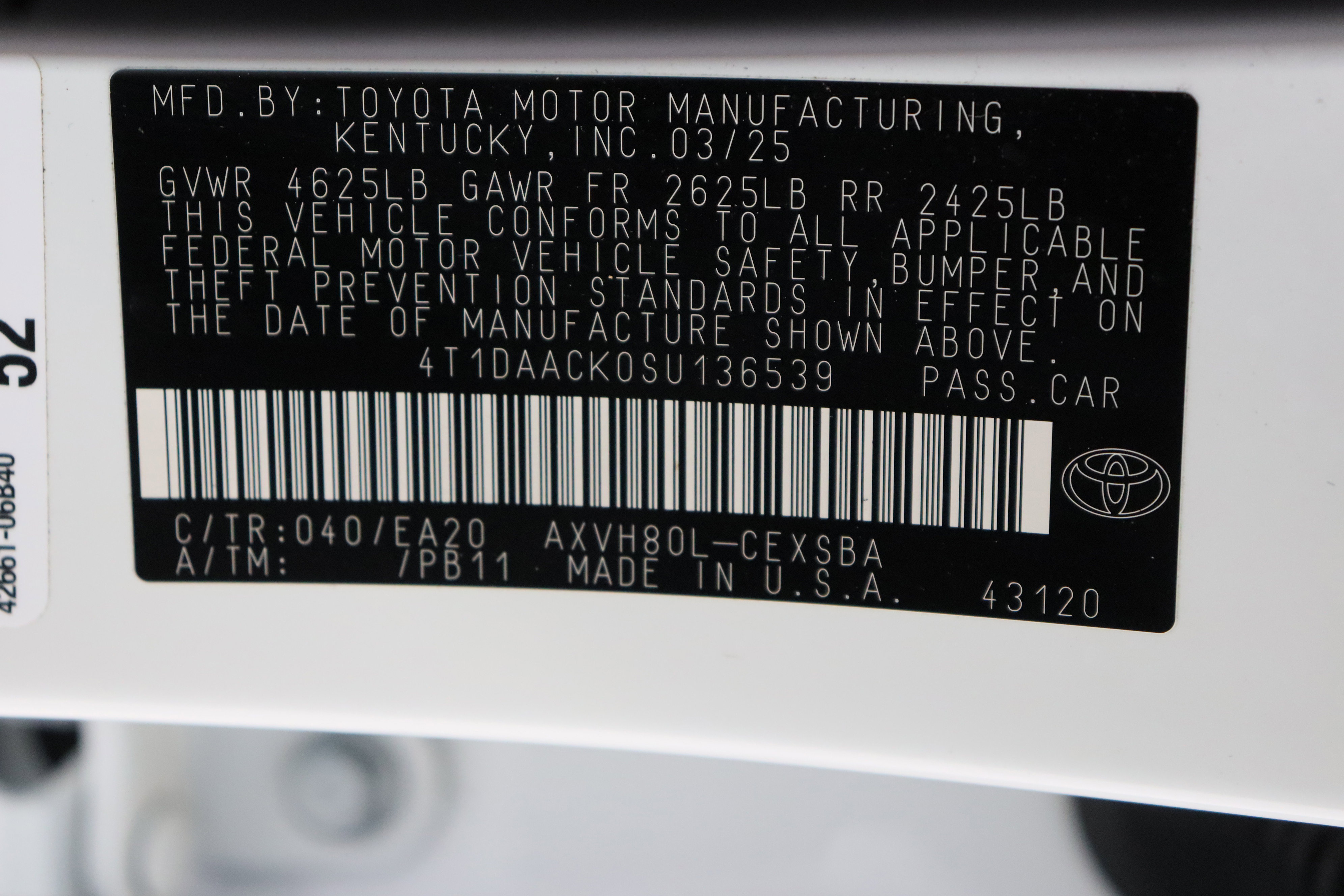 Used 2025 Toyota Camry SE FWD image 40