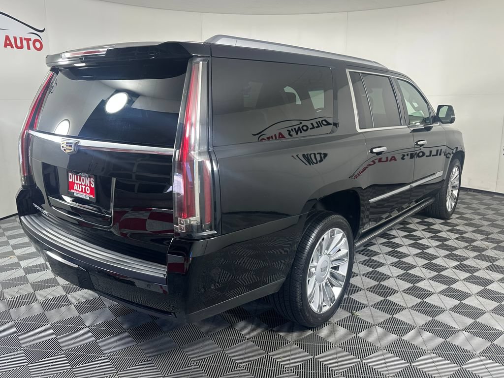 Used 2018 Cadillac Escalade ESV Platinum AWD/4WD image 10