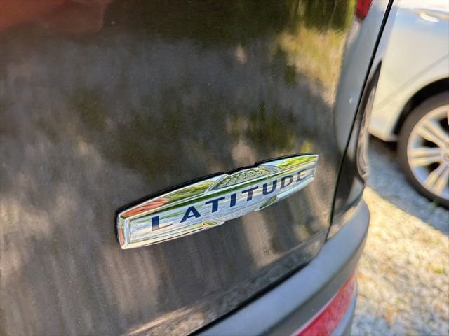 Used 2014 Jeep Cherokee Latitude FWD image 12