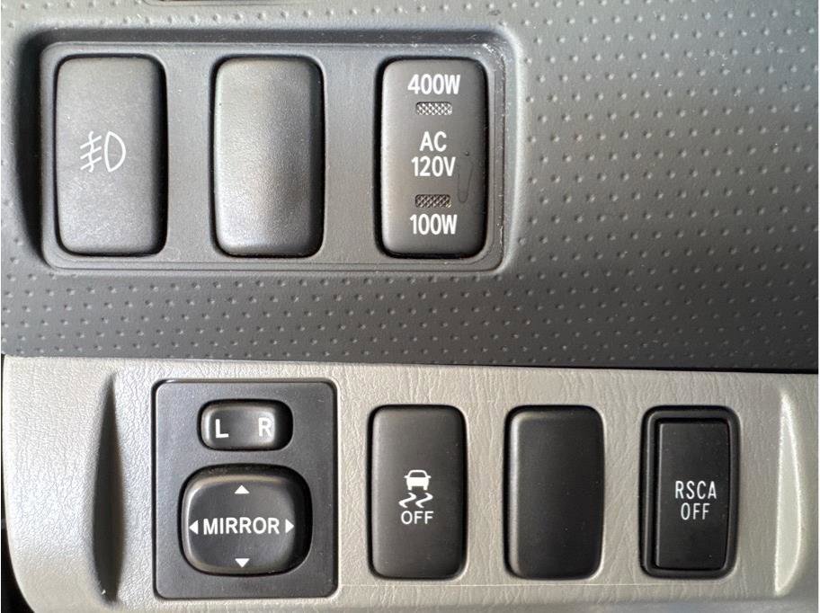 Used 2013 Toyota Tacoma 4x4 Double Cab w/ TRD Sport Pkg image 24