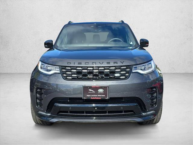 Used 2025 Land Rover Discovery Dynamic SE AWD/4WD image 2