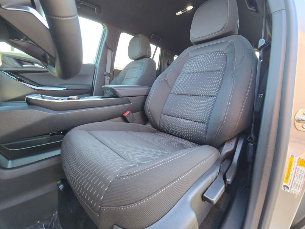 New 2026 Chevrolet Equinox LT image 17