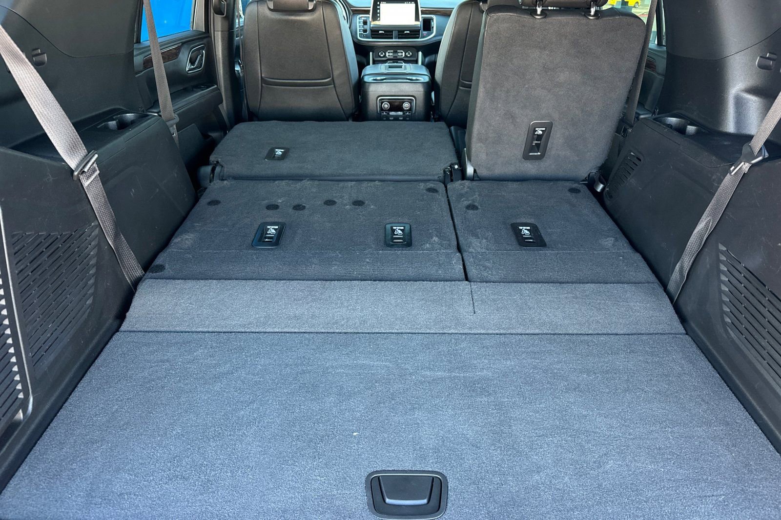 Used 2022 Chevrolet Tahoe Z71 w/ Luxury Package image 18